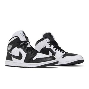 SOLD Womens Air Jordan 1 Mid SE